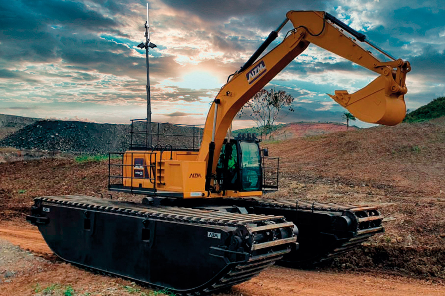 Escavadeira Anfibia remotamente controlado AIZM MACHINES