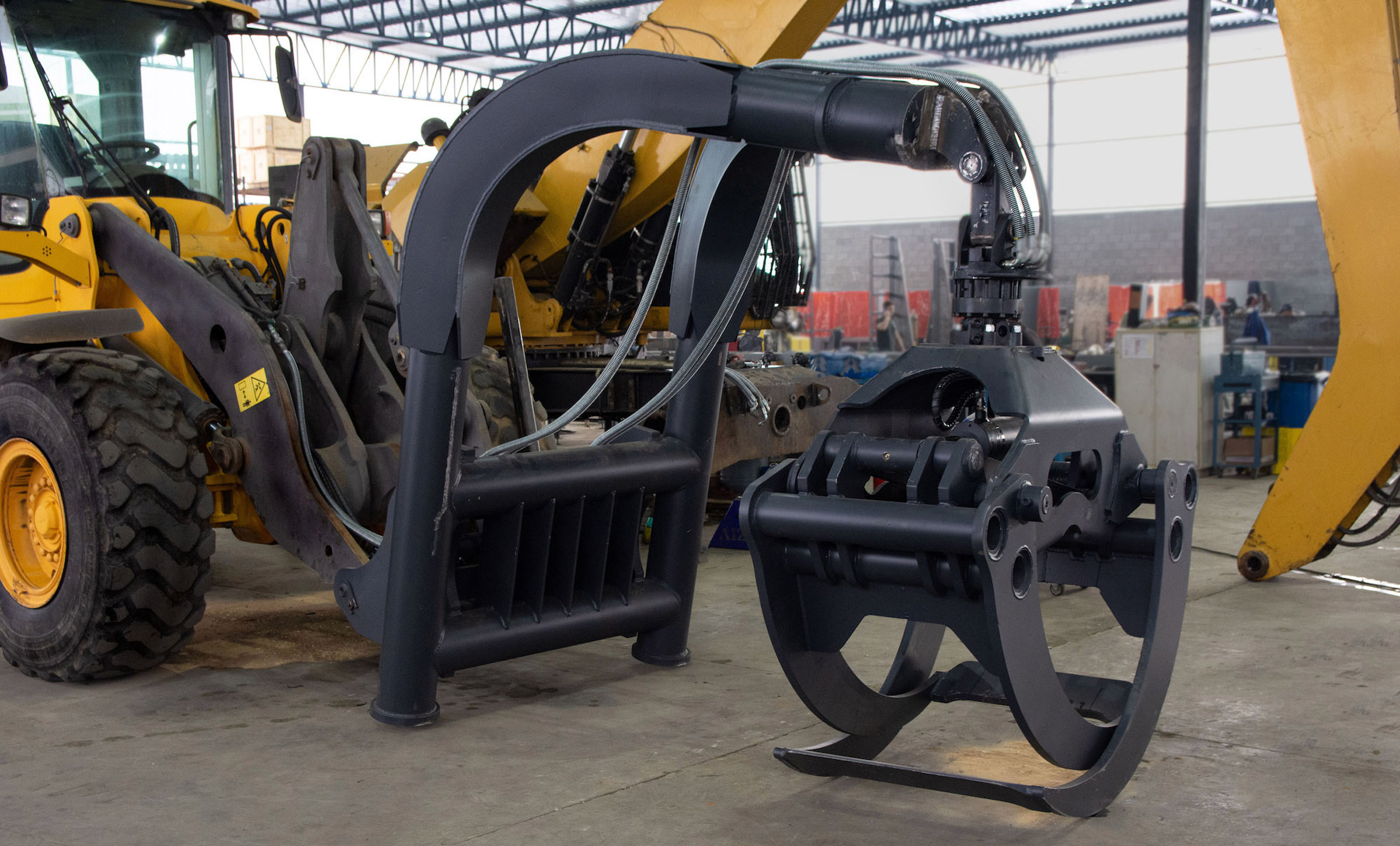 Carregador frontal AIZM