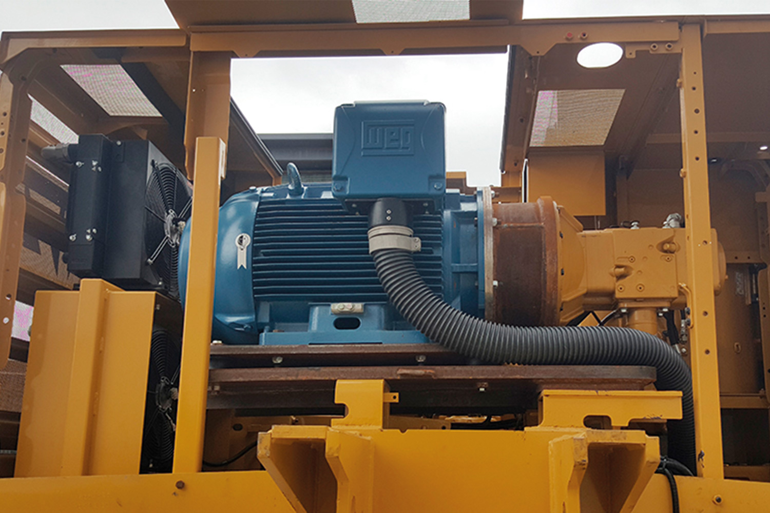 Draga anfíbia remotamente controlado AIZM MACHINES