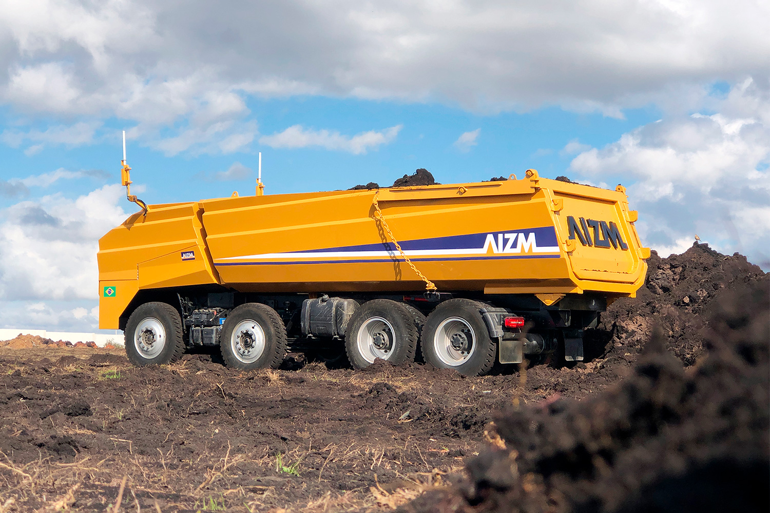 Escavadeira Anfibia remotamente controlado AIZM MACHINES